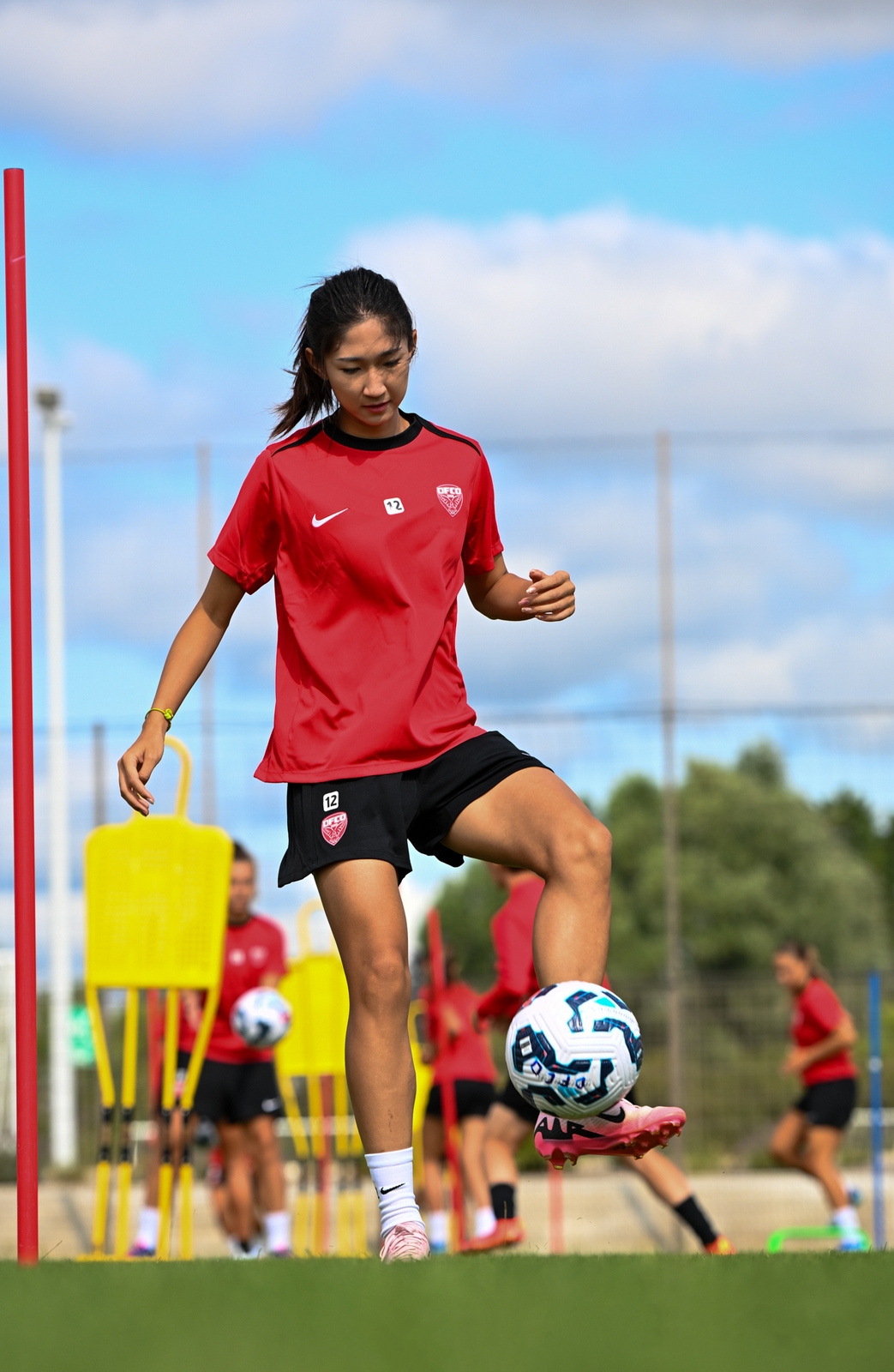 纪实:中国女足用实力征服世界,展现冠军风采 纪实:中国女足用实力征服世界,展现冠军风采