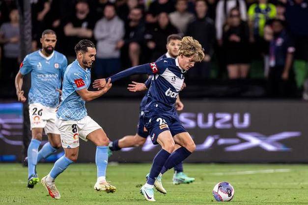 AG体育官网-关于萨索洛客场-逆转击败佛罗伦萨，终结两连败的信息